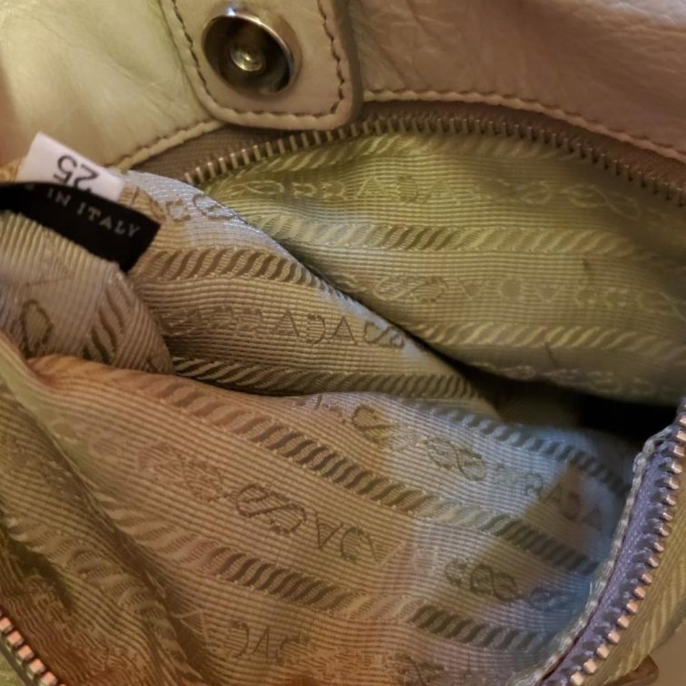 Prada purse Gaufre Leather pink gray purple ivory beige Blue crossbody hobo bag - Picture 12 of 12